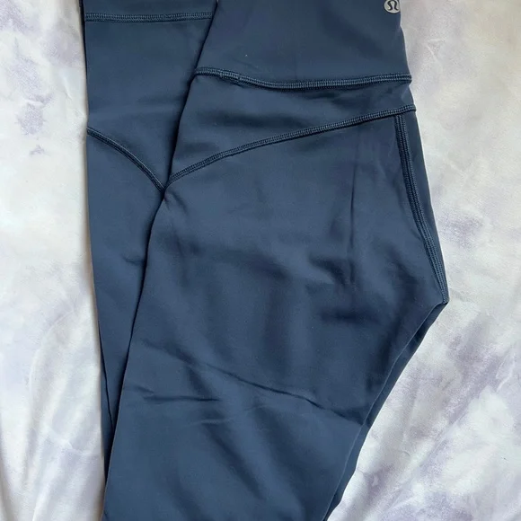 Lululemon In Movements 25” - Picture 2 of 5